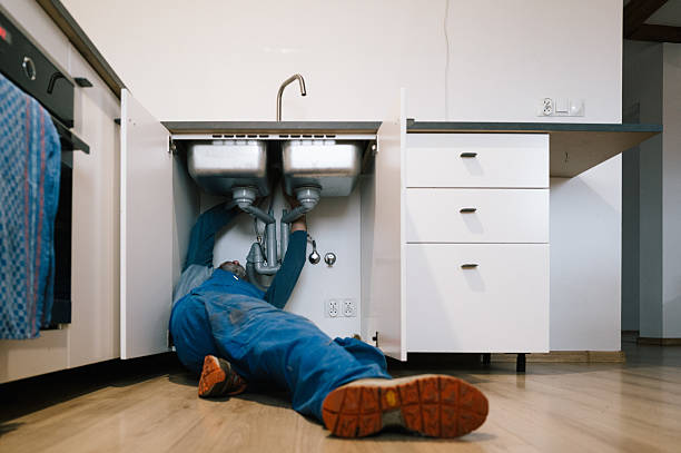 Professional Plumbing technician working in Wallingford, IA